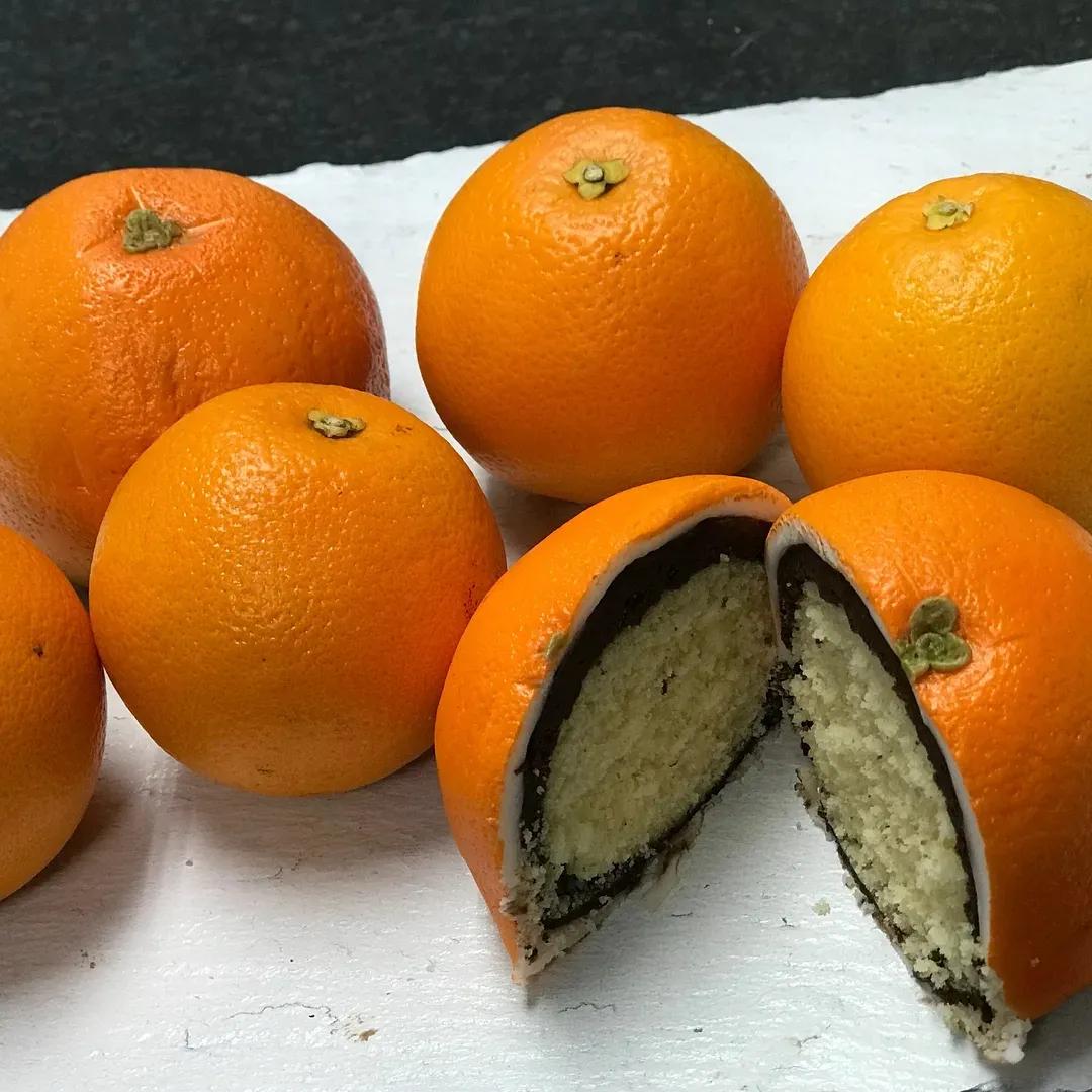 外国小哥制作魔法蛋糕,人体模型蛋糕