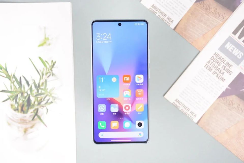 5000mAh+6400万OIS+4nm性能芯，16GB+1TB仅2399，能用4年流畅不卡