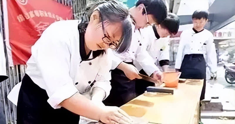 磨刀是磨左边还是右边,磨刀是顺还是逆