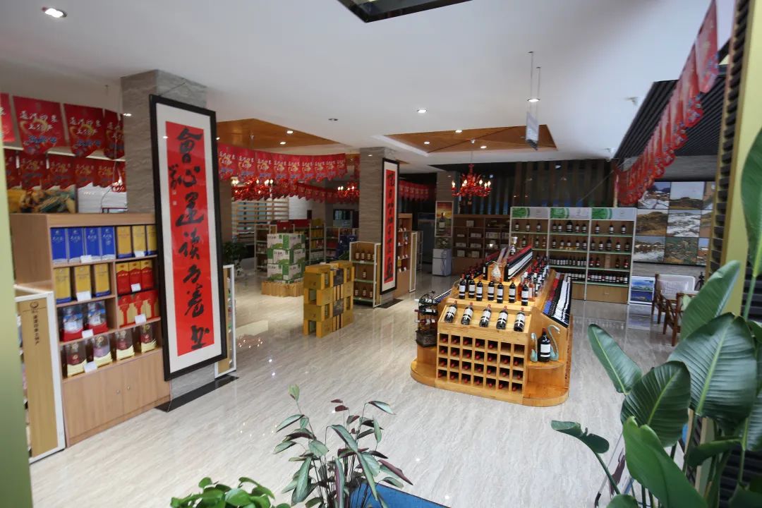 这份夏天游玩攻略请收好,这份最全旅游攻略送给你