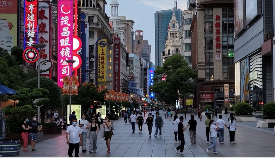 我在上海做跑腿，看见城市的个性与秘密