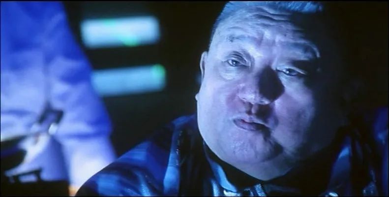 王敏德危情吻戏,王敏德演的变态杀手