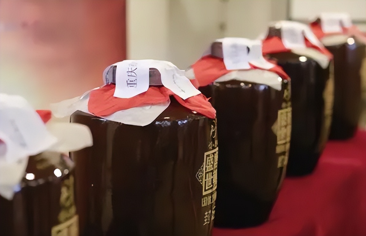 川酒好喝还是贵酒好喝,川酒和贵州酒哪个好一点