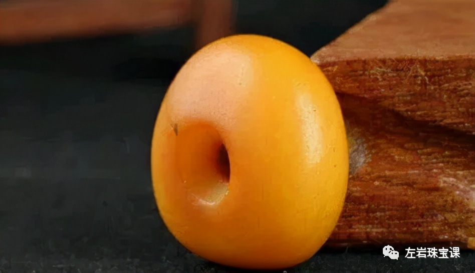 传世经典老蜜蜡,老蜜蜡的韵味是什么