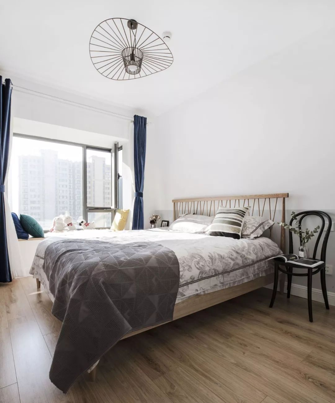 改造房间卧室简约风,12平米卧室改造极简风