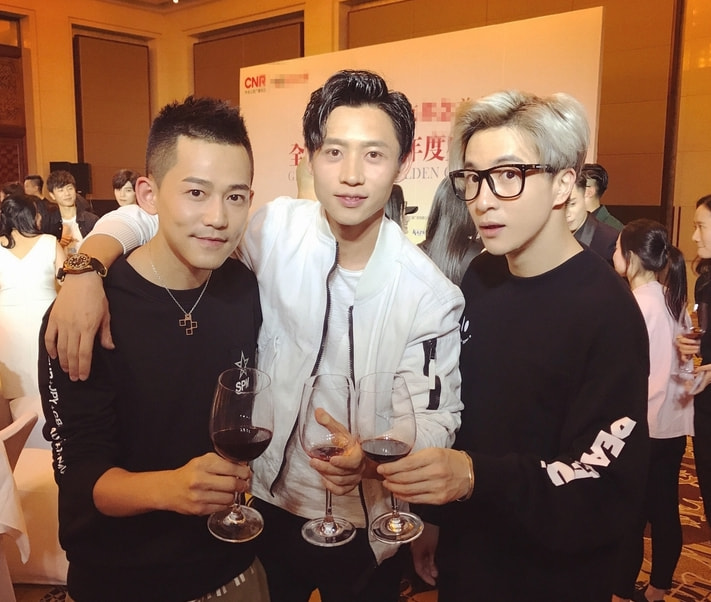 魏晨婚礼好友苏醒缺席，直言“更爱钱”，网友：张远最无辜