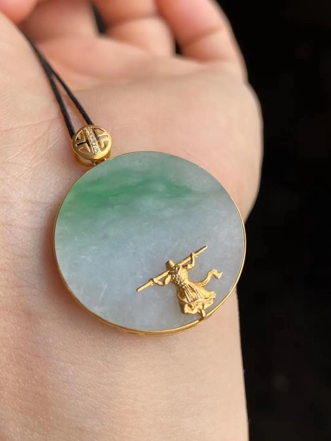 如何判定翡翠品种的好坏,翡翠缺陷