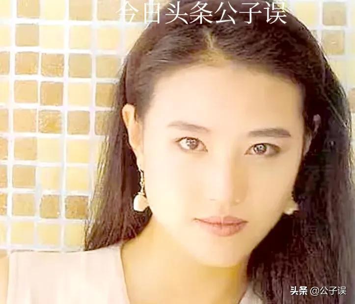 周海媚早年跟吕良伟结过一次婚,周海媚吕良伟道别视频