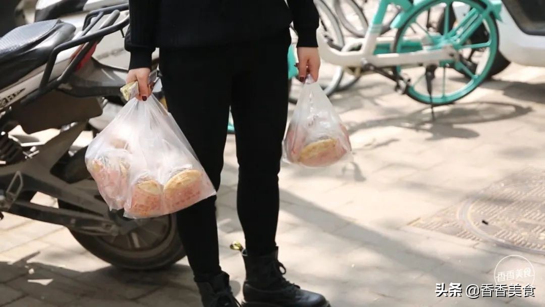 特别豪横的街边小吃,街边卖的奢侈小吃