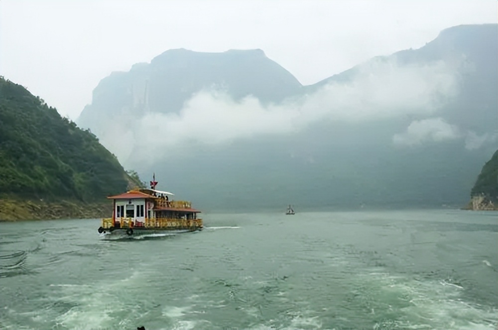 100首关于春天的经典诗词,经典诗词十首春