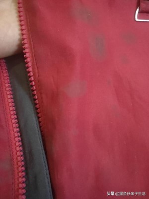 白衣服油渍84都去不掉怎么办,衣服上陈旧油渍用84能去掉吗