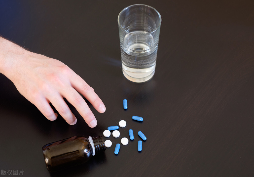 勃起不持久，途中出现疲软，该如何合理使用药物？