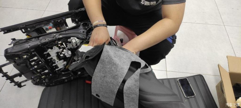 2021年宝马7系的座椅通风,夏日用车宝马