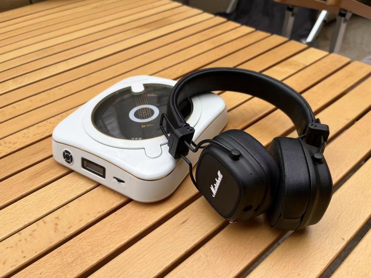 缺一台可以蓝牙连接音响的CD机?巫单曲人生W是一个明智的选择