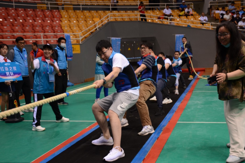 2019年全国职工沙地拔河比赛,拔河比赛凝聚同心齐力