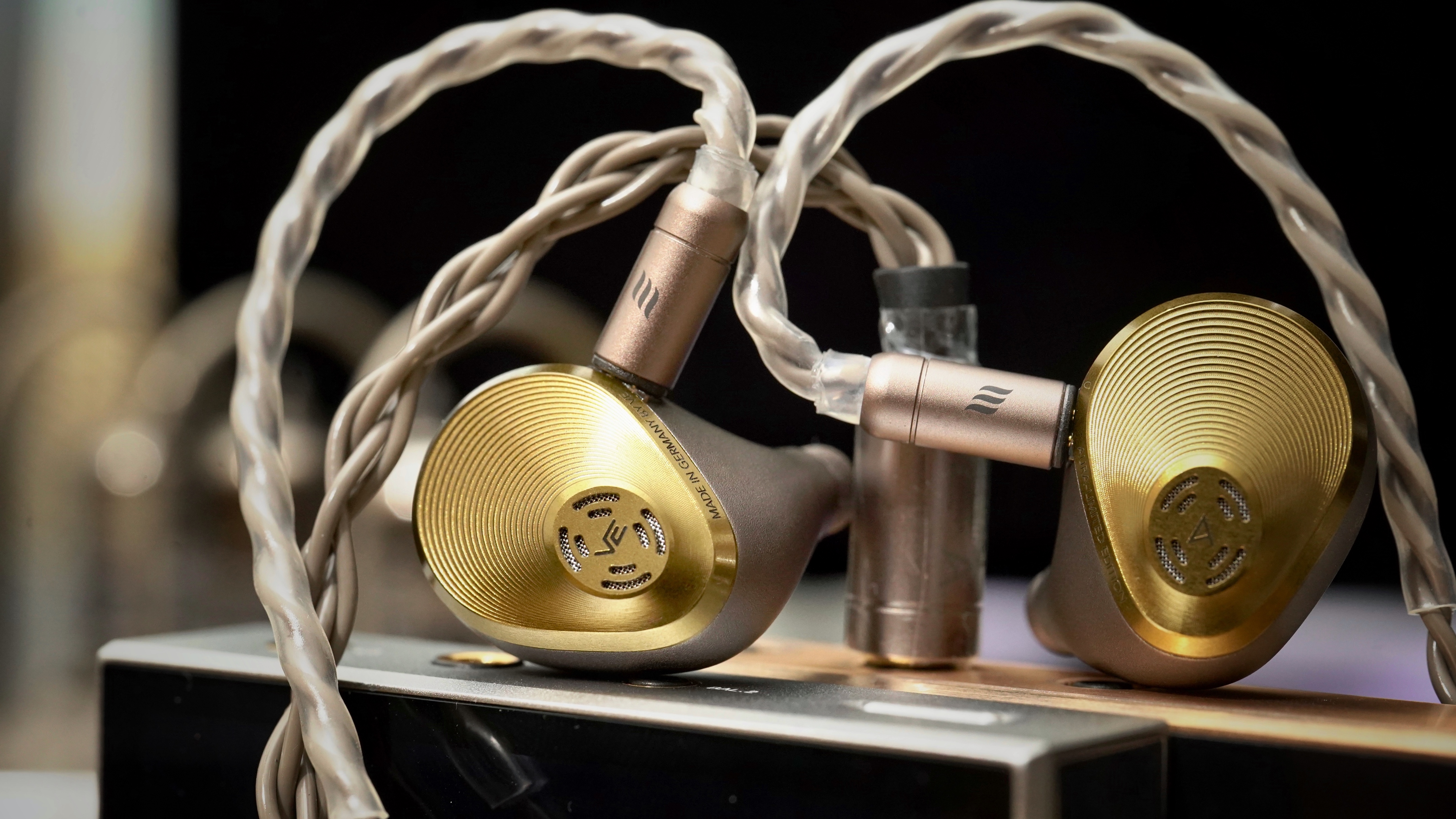 仅售三万罕见非典型旗舰德国耳机：AstellKernAURA深度剖析报告