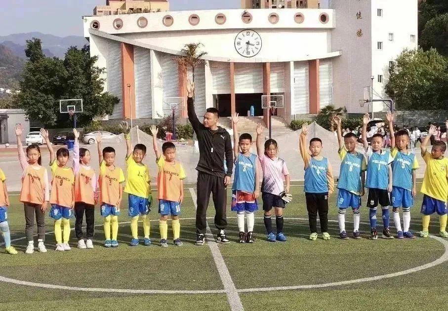 武隆区第二届中学生足球比赛,重庆市足球校园联赛武隆赛区