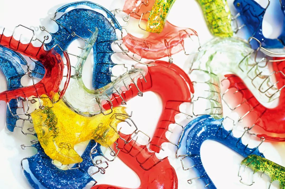 疯狂的烤瓷牙,颌面畸形正畸治疗成人