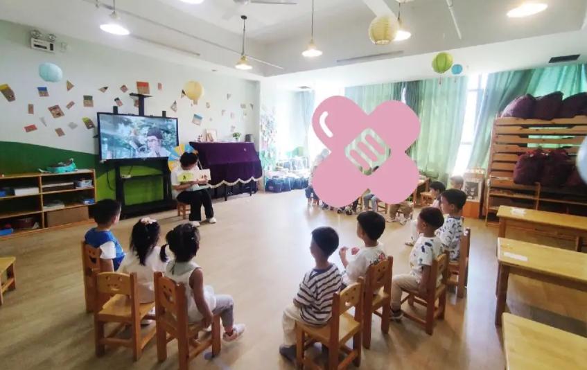 3岁半孩子去幼儿园要注意什么,三岁宝宝不想上幼儿园一定要送吗