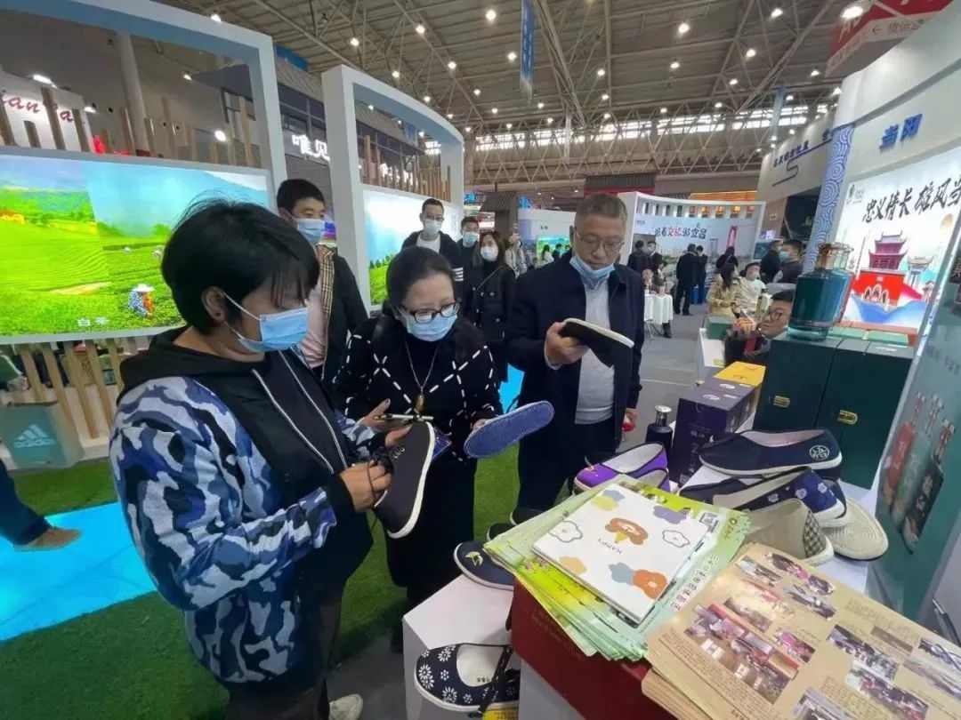 「湖北礼品」，宜昌特产占四席