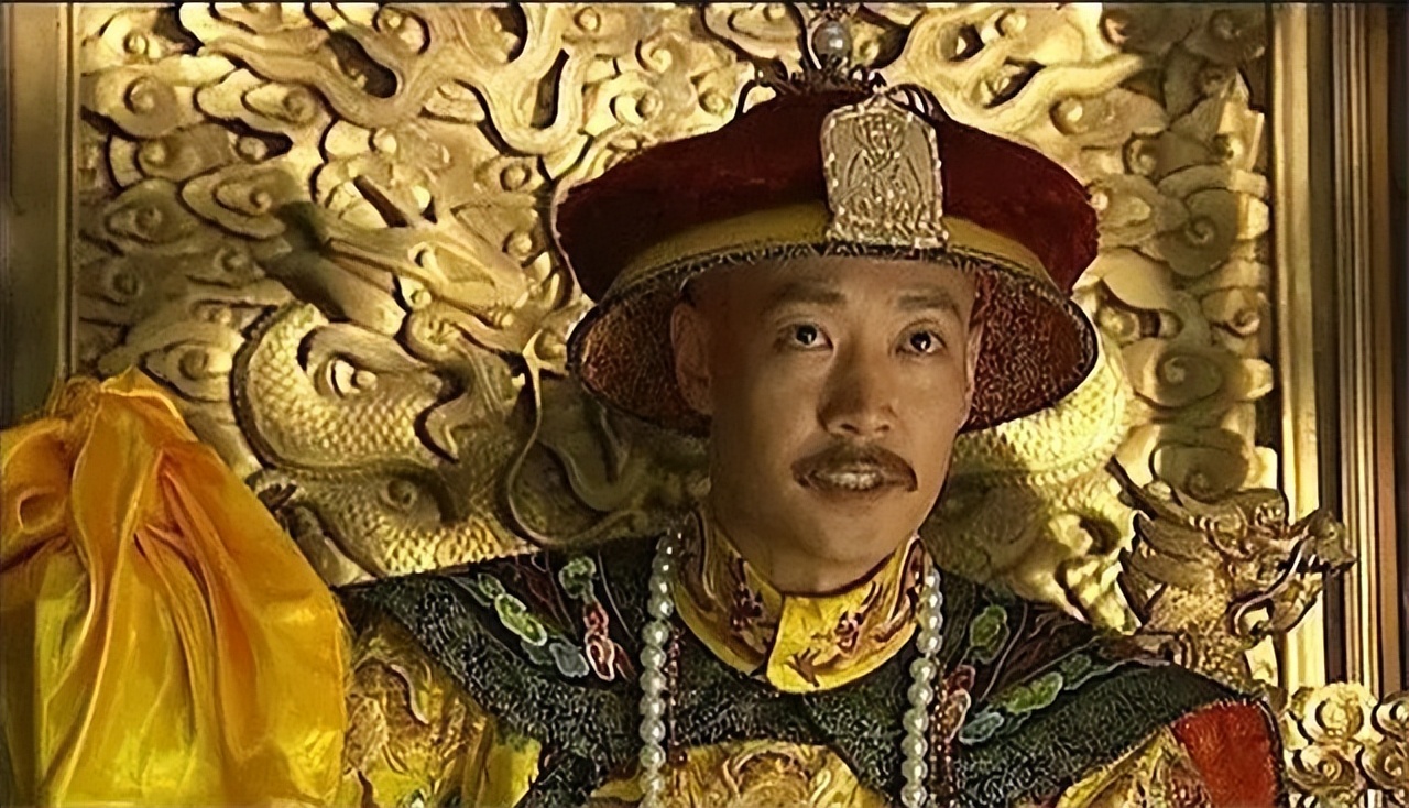 为什么嘉庆皇帝很平庸,嘉庆皇帝历史上是怎么评价他的