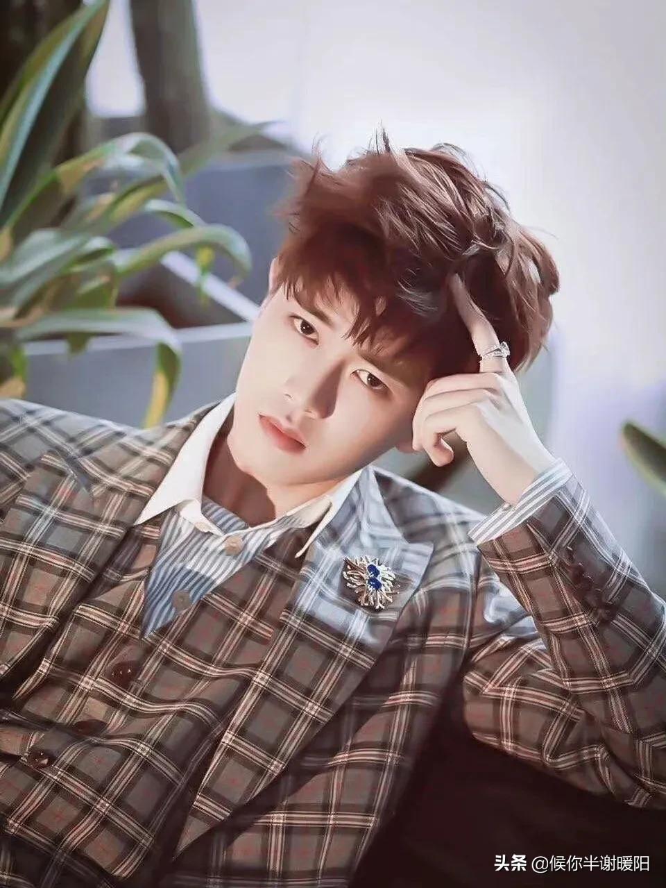 白敬亭王一博冬季穿搭,复古穿搭男士白敬亭