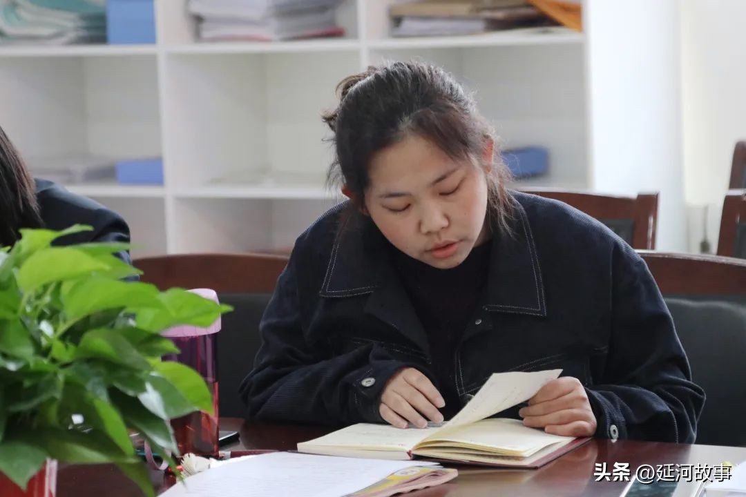 英语组教研活动解读新课标,研读新课标英语教研活动