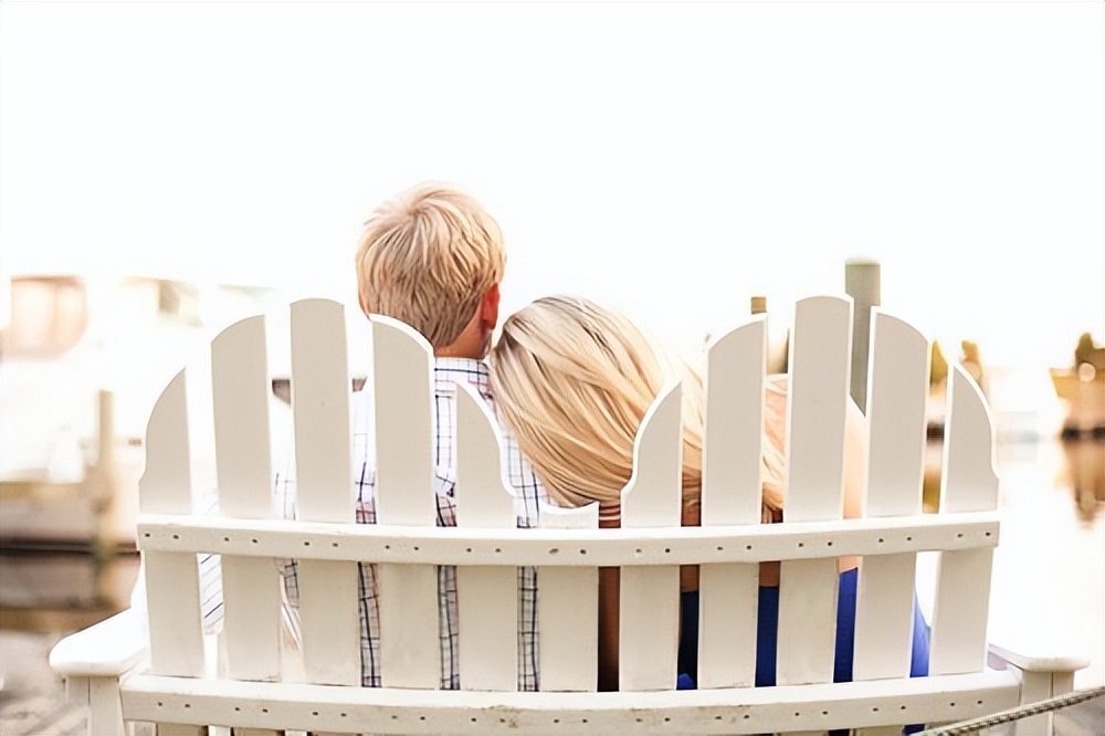 富有哲理的爱情说说语录,人生感悟的经典爱情说说