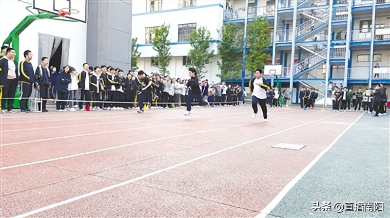 南阳开元国际学校高中啥时开学,南阳开元国际学校初中部招生电话