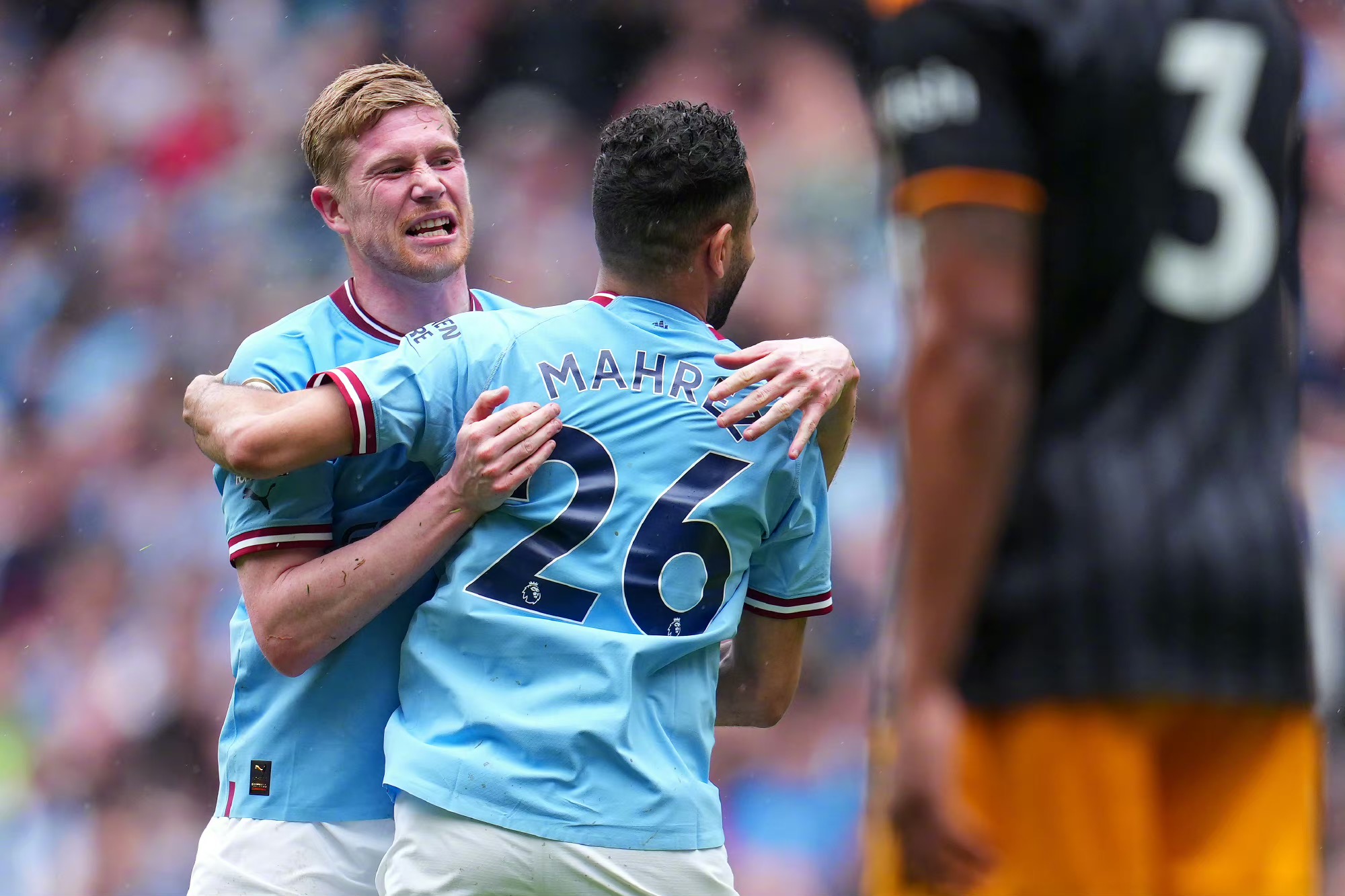 曼城1-1战平埃弗顿哈兰德,曼城4-1阿森纳哈兰德