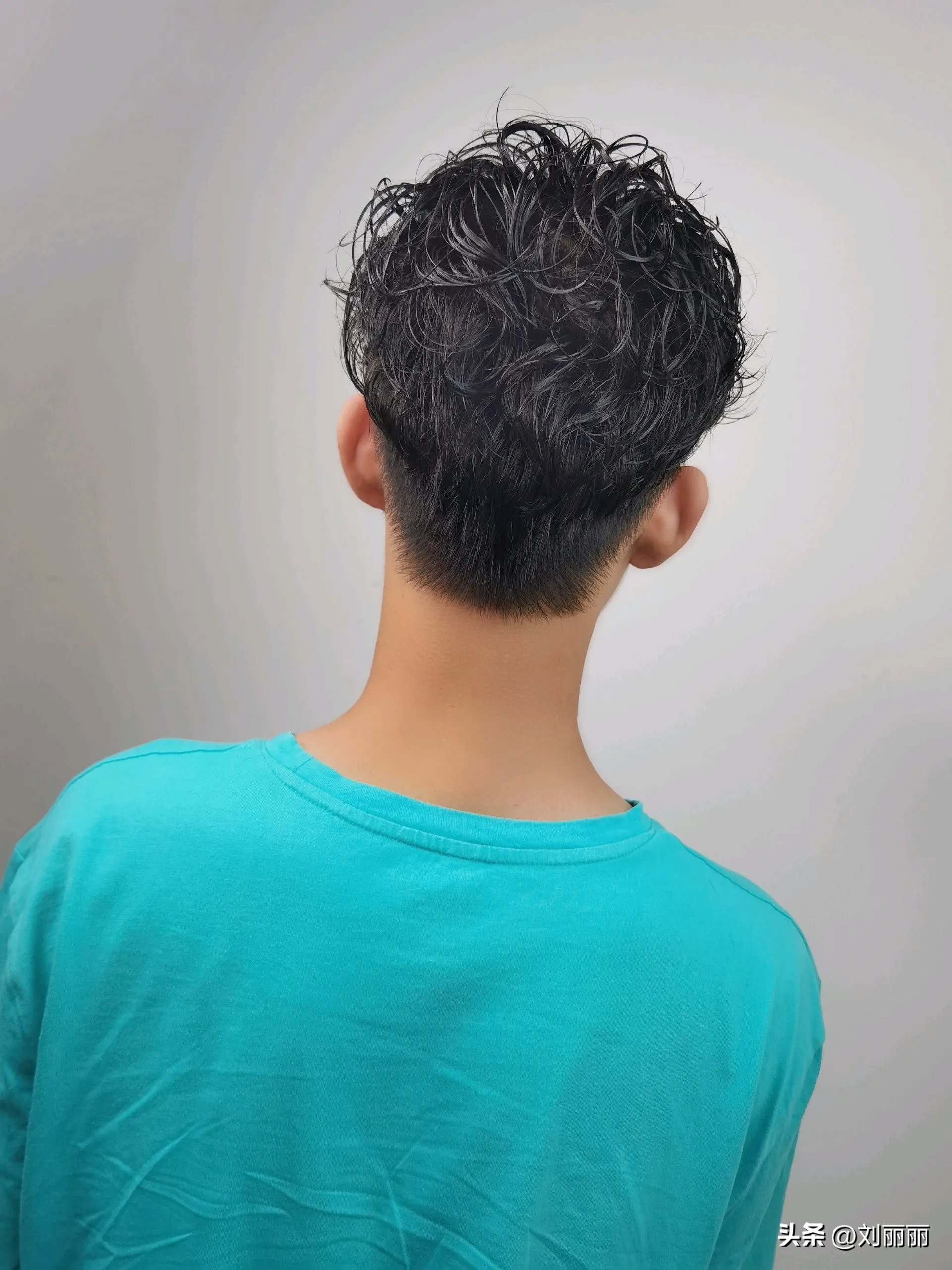 这10款男发简单干净又显气质,精选流行男发20款