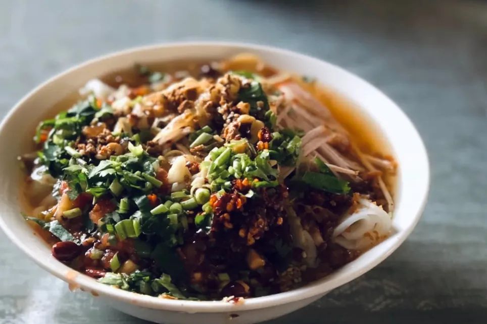 银杏谷泡温泉的地方,广东冬天赏银杏泡温泉