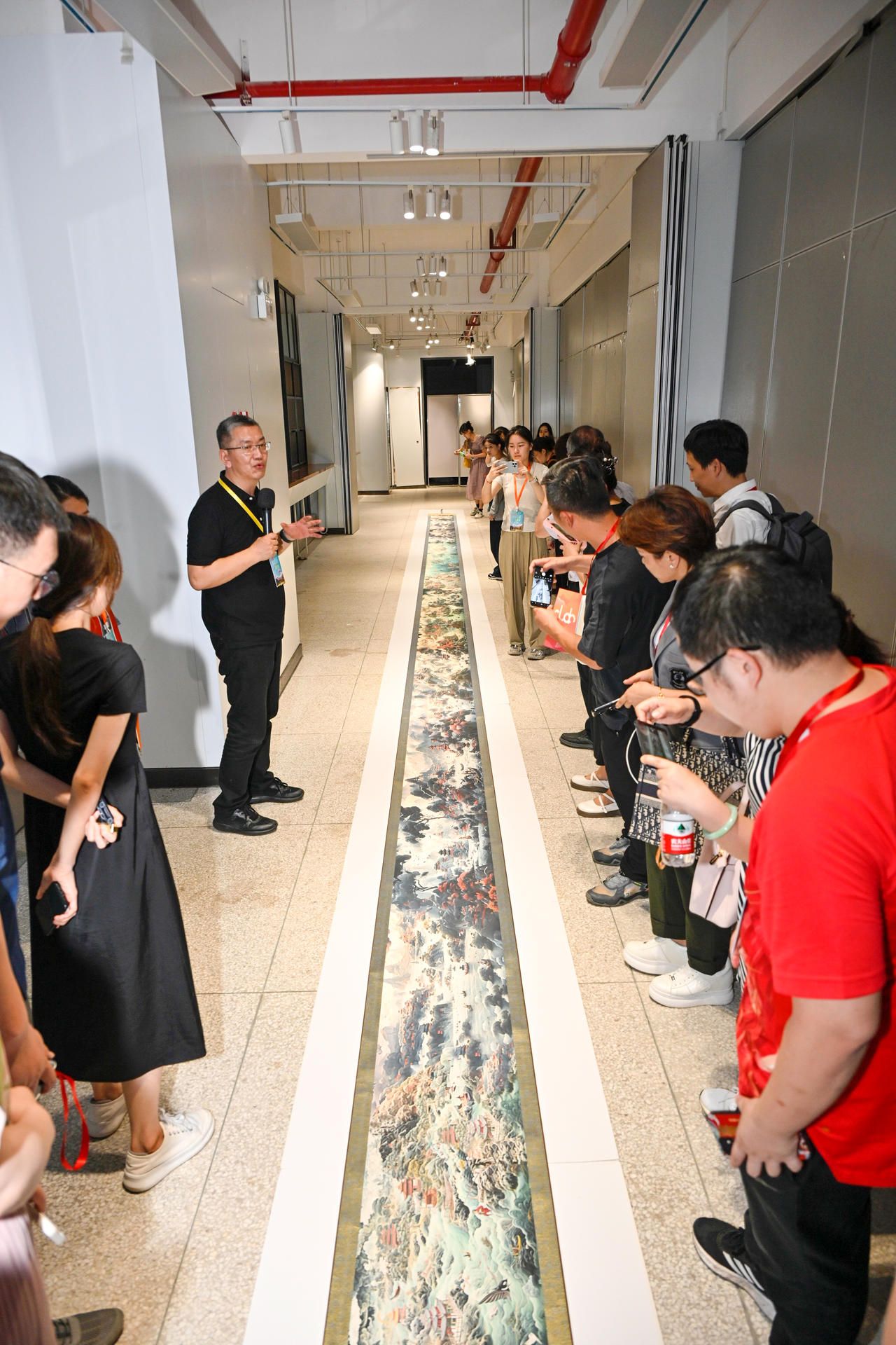 人工智能艺术展在华科大举行,华科人工智能艺术展永恒