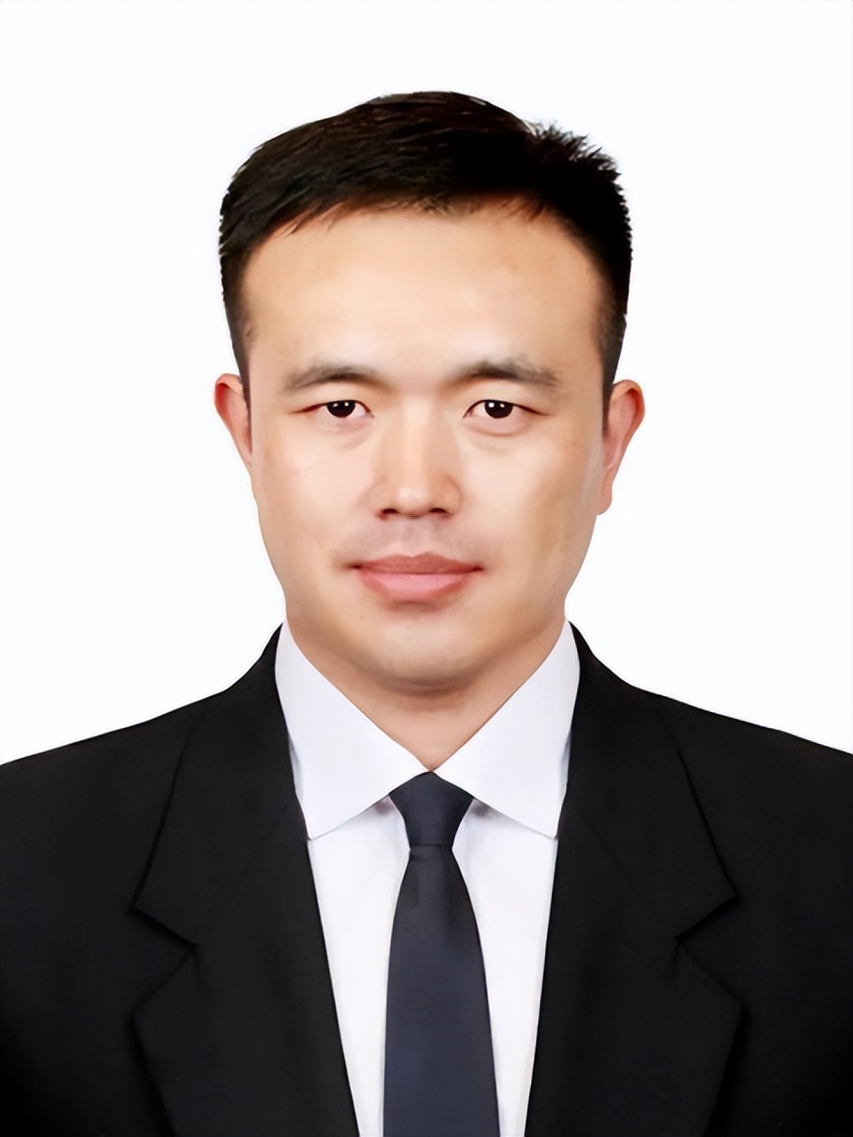 东北大学帅气辅导员照片,东北大学帅气辅导员