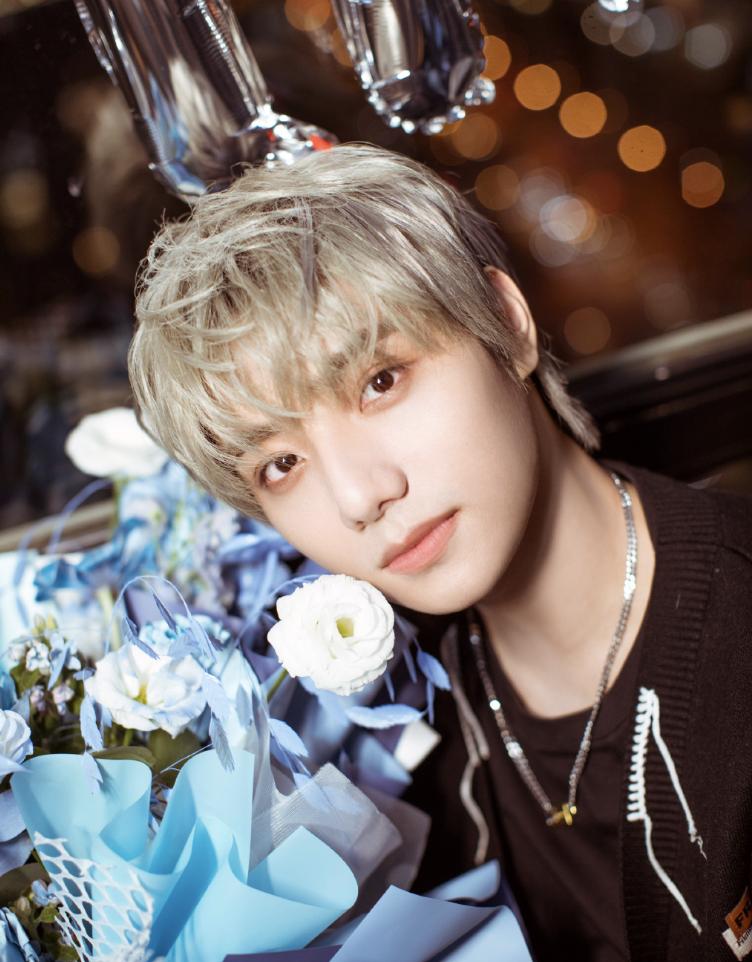 李振宁unine谈恋爱,unine李振宁抖音直播