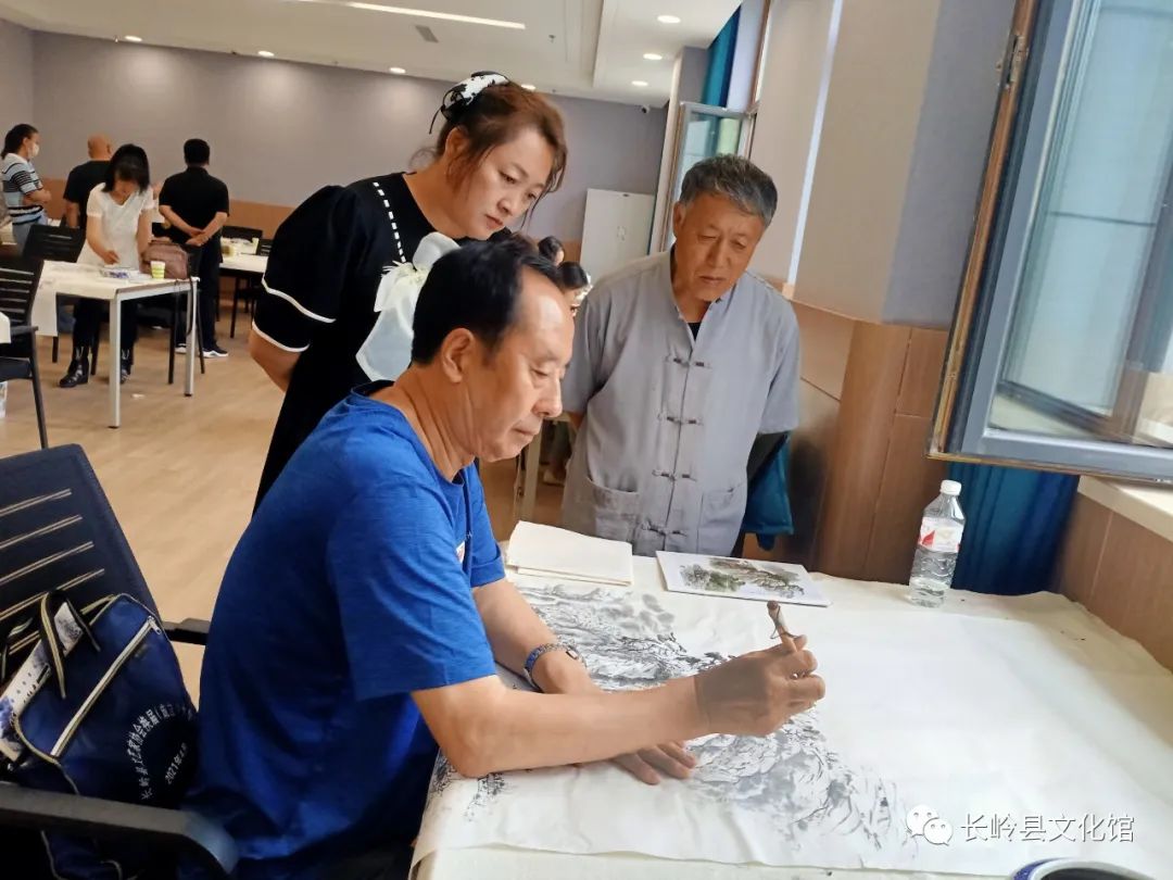 庆七一主题书画展览内容,庆七一山水画