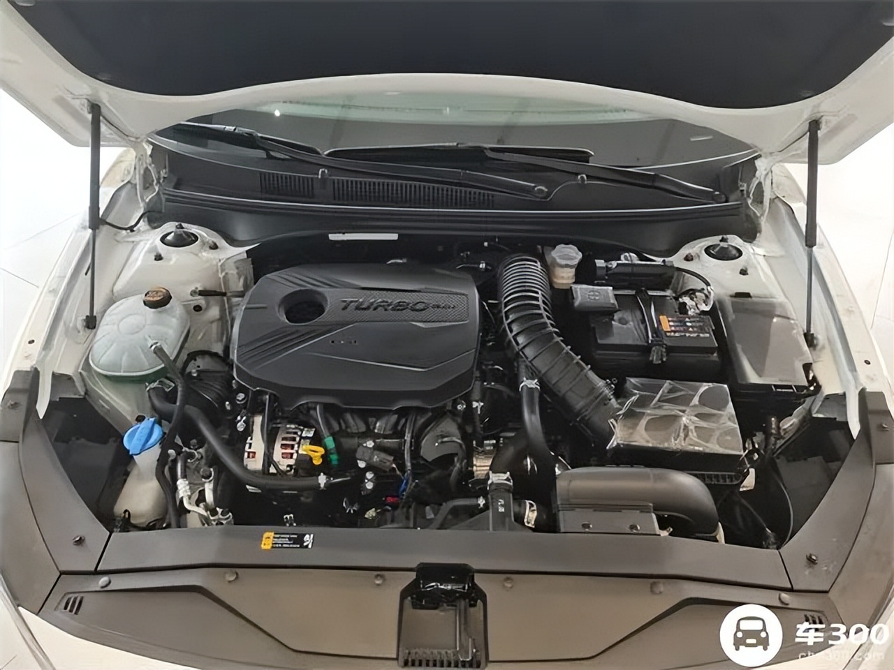 车300：入门就有190匹，月销量从2万跌至7辆，思域终结者不行了？