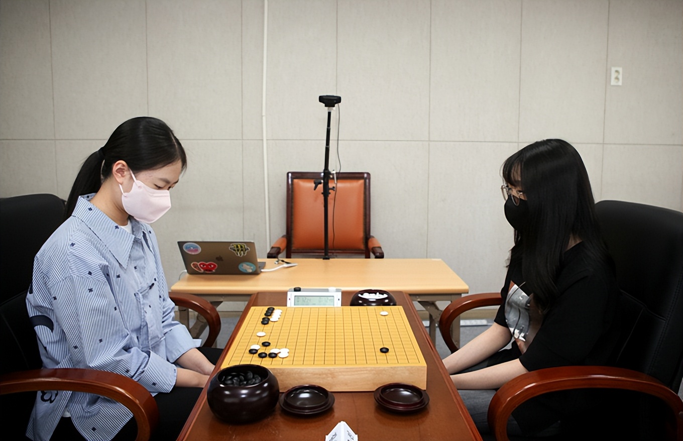 韩国第十六回男女打擂绅士队从爷爷变成大叔淑女队金恩持搭末班车