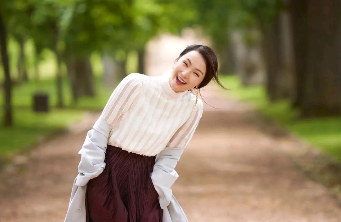 人比人气死人！这8位明星不但名气大，还个个“身怀绝技”