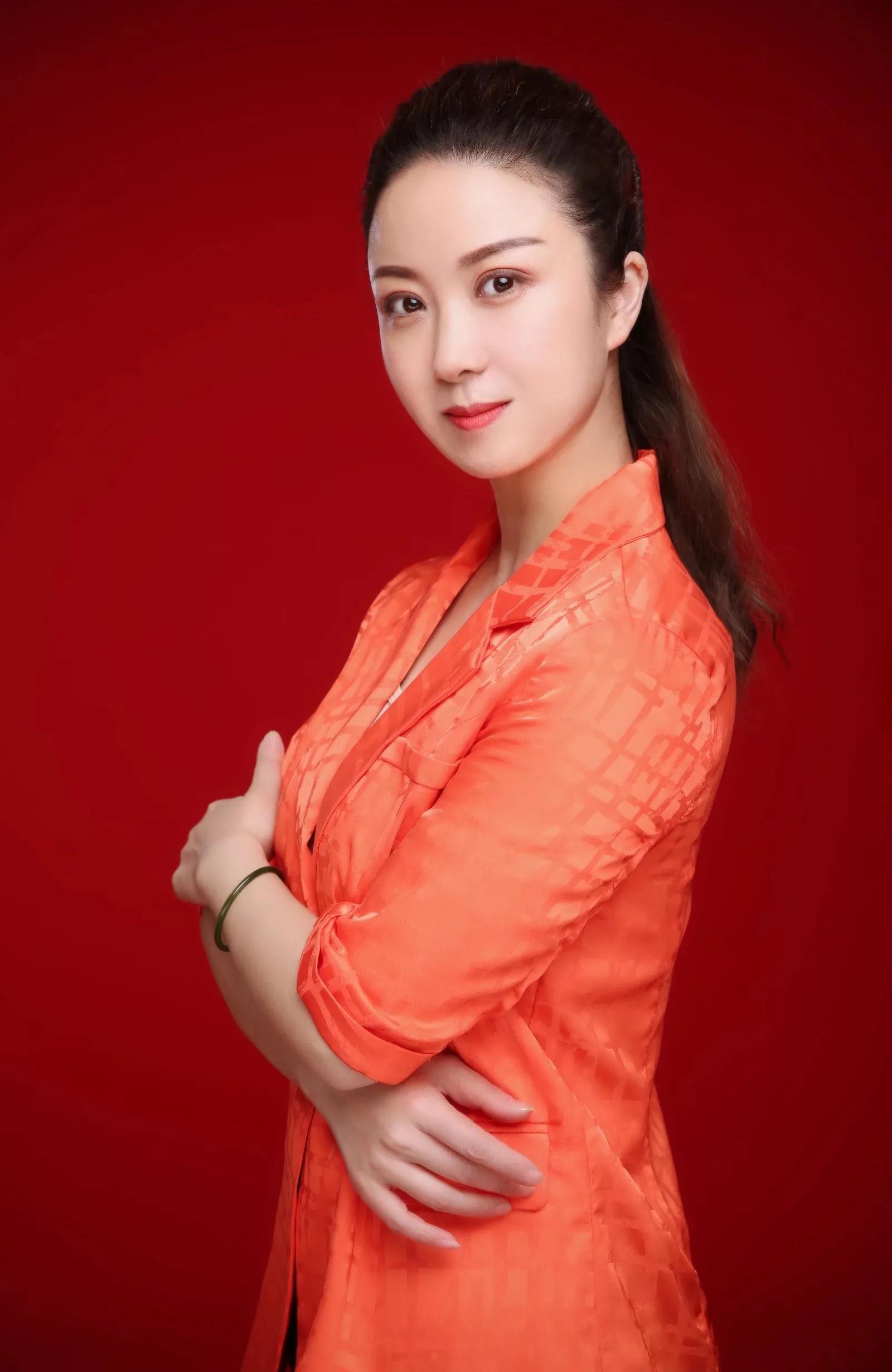 任小蕾桃园借水完整版,任小蕾桃园借水