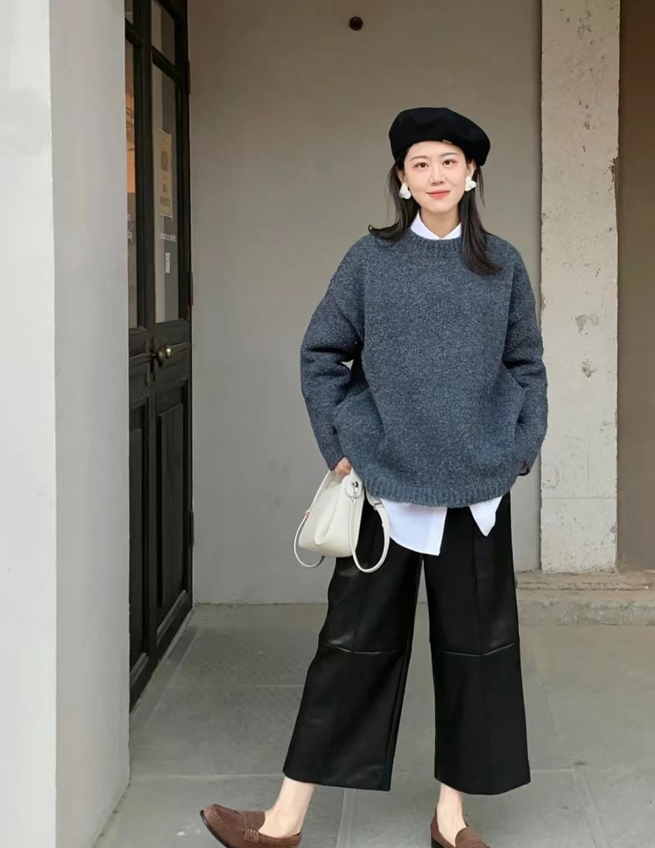 哈伦皮裤搭配羽绒服好看吗,皮裤穿搭冬季配羽绒服