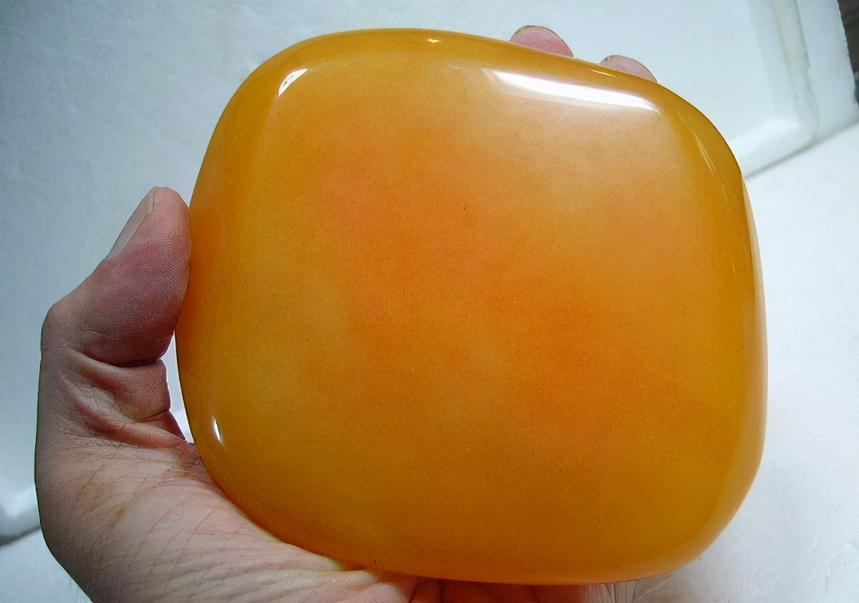 黄龙玉真假的鉴别方法,黄龙玉白色冰种怎么样