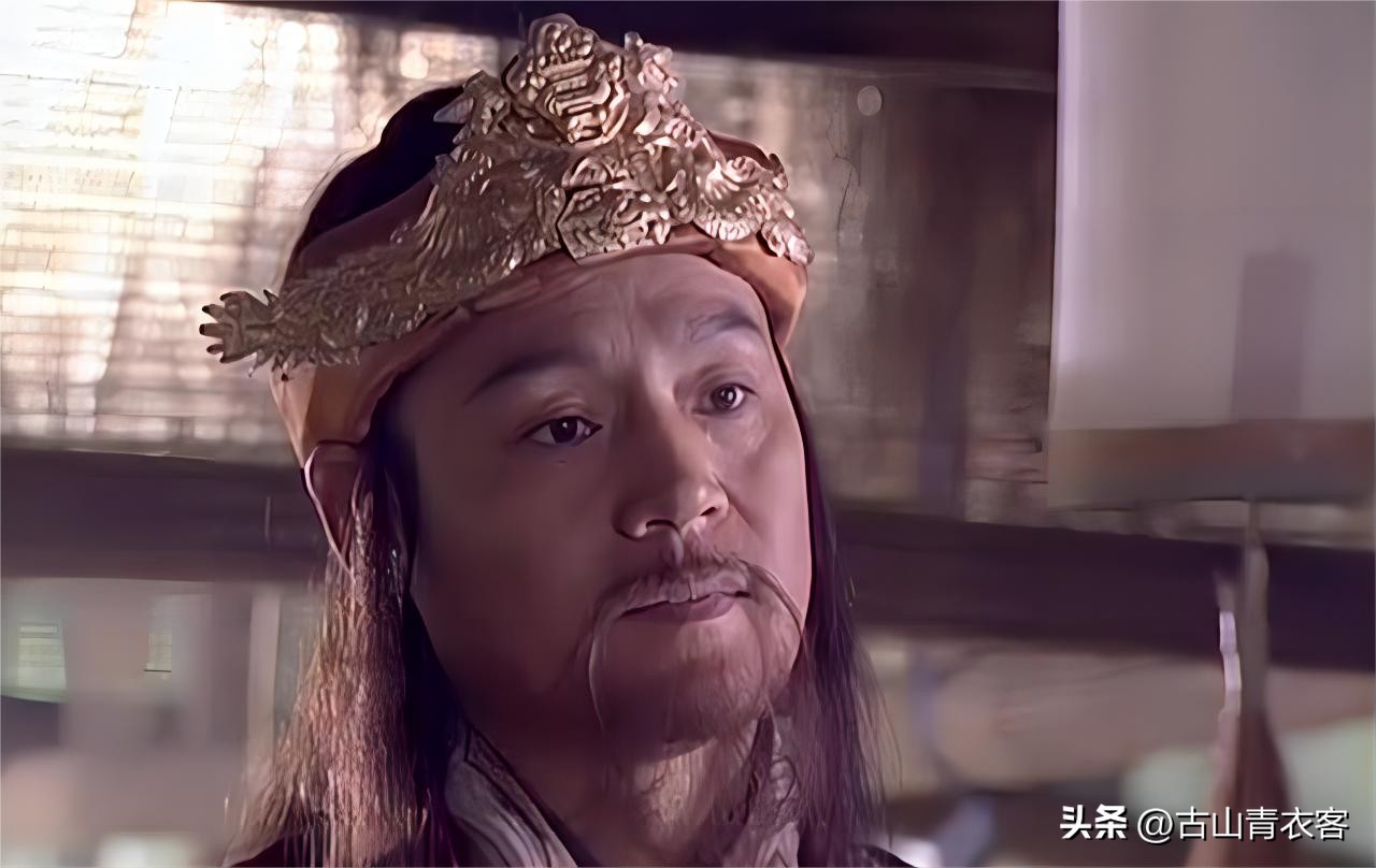 笑傲江湖岳不群实力能排在第几,华山派笑傲江湖岳不群