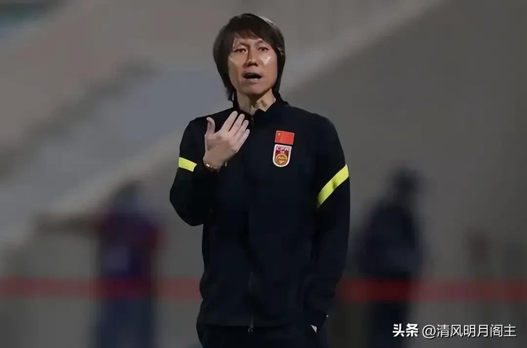 日本vs中国男足李铁,日本vs国足李铁现场指挥