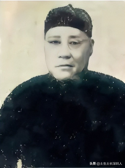 鏇剧粡娣卞湷,娣卞湷绗竴鐜板満鍙嶈祵