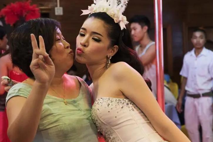 泰国底层人妖生活有多惨?揭秘从事风俗业的泰国人妖真实生活现状