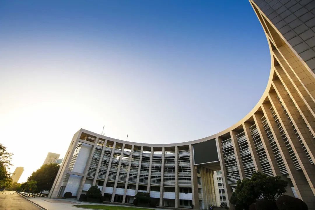 598分2019报考武汉理工大学,报考武汉理工大学需要选什么科