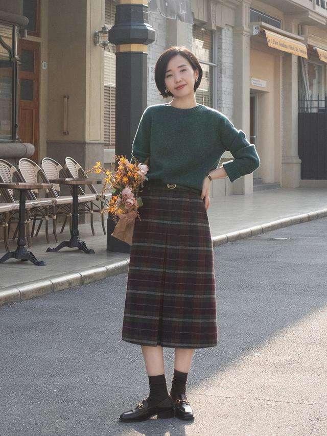 奔五奔六女人穿什么鞋,奔五女人穿什么鞋