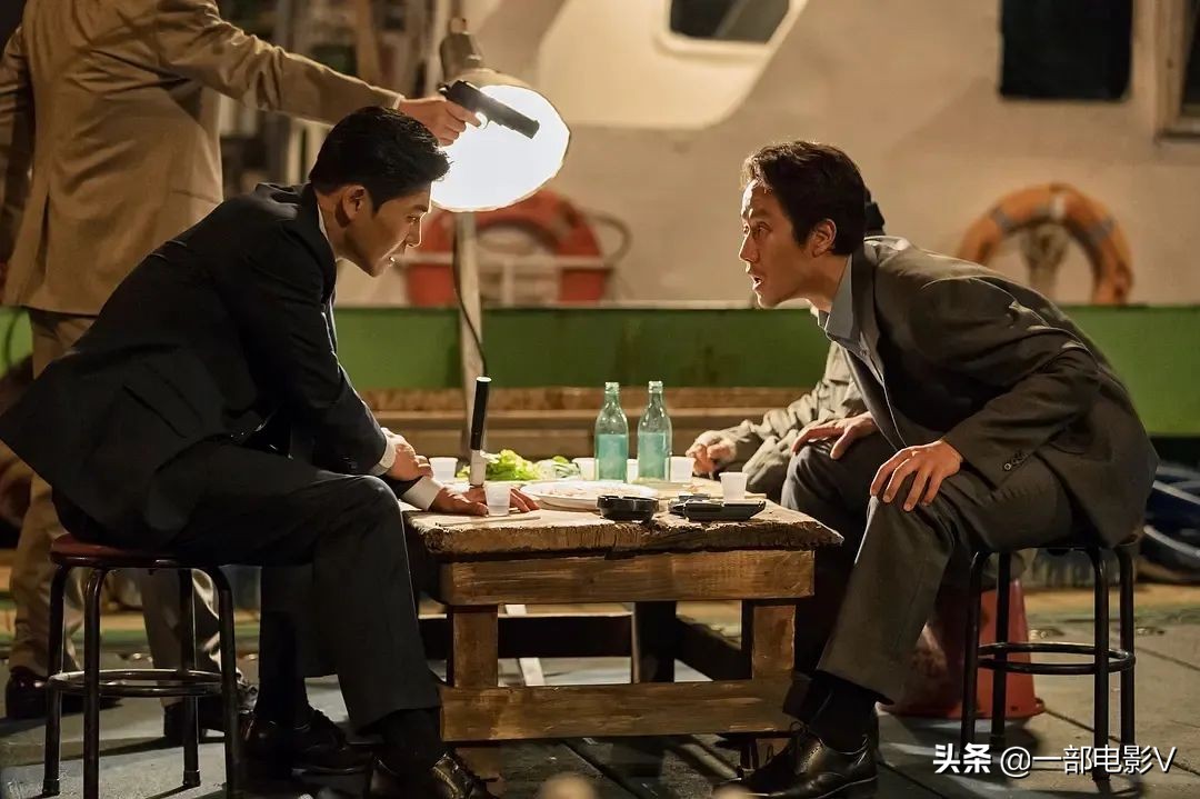 最新韩国黑帮电影生猛劲爆,看得过瘾的韩国黑帮片