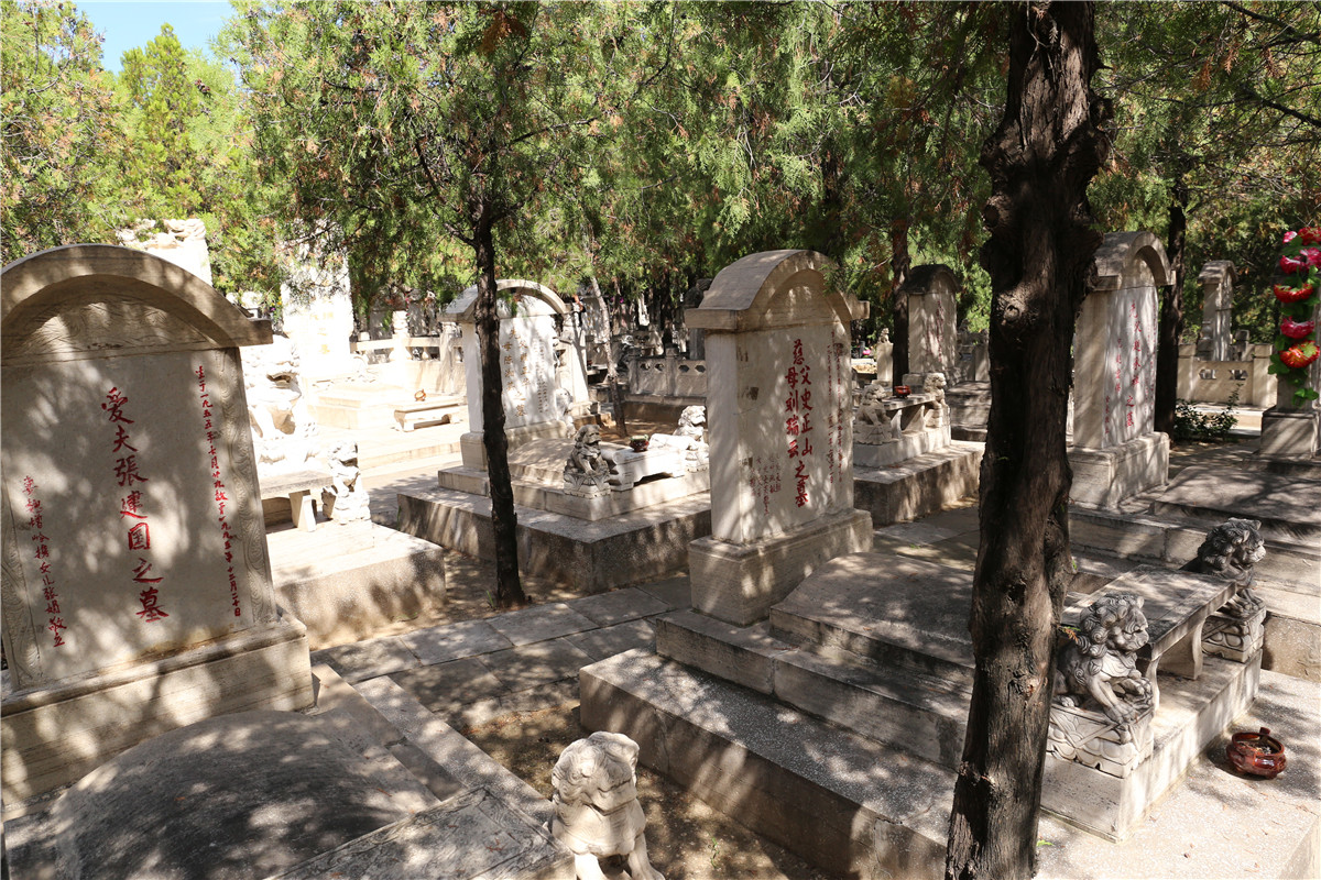 龙泉公墓,龙泉公墓墓地推荐